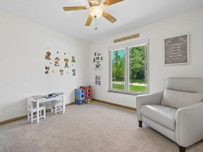 1770 Harwitch Road , Columbus, OH 43221 Photo 15