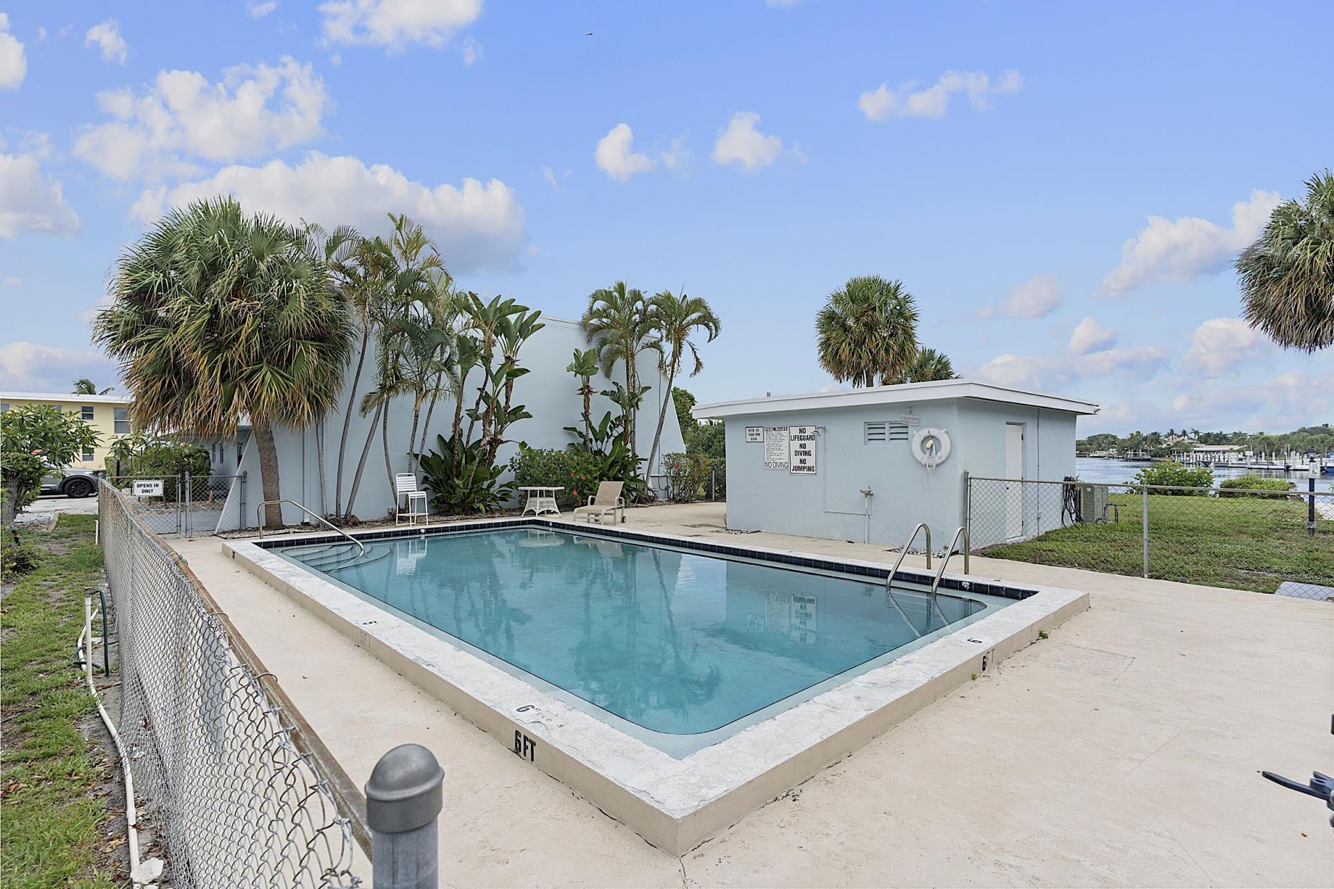 725 Hummingbird Way, Unit 111, North Palm Beach, FL 33408 Photo