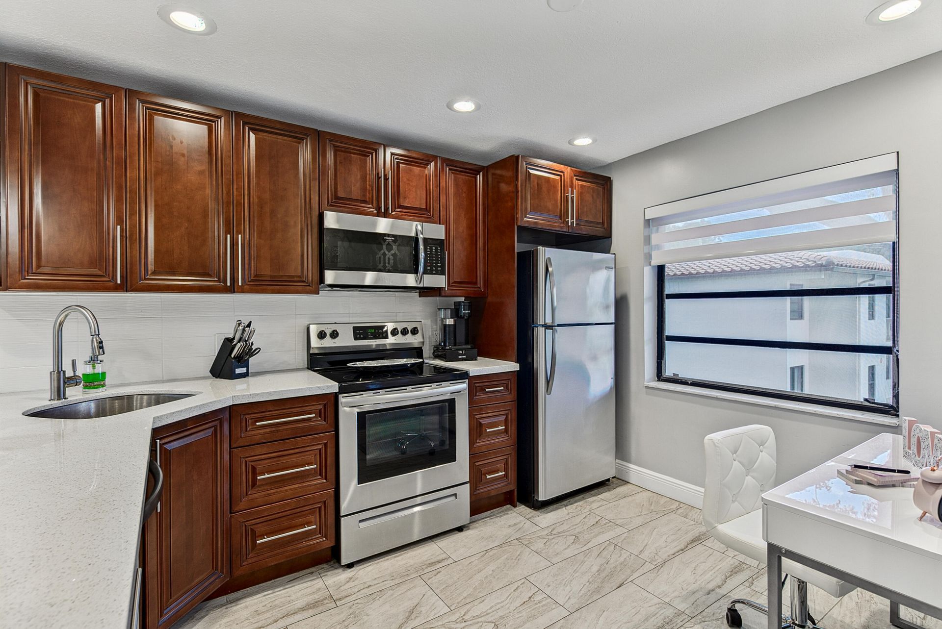 21656 Juego Circle S, Unit 23f, Boca Raton, FL 33433 Photo