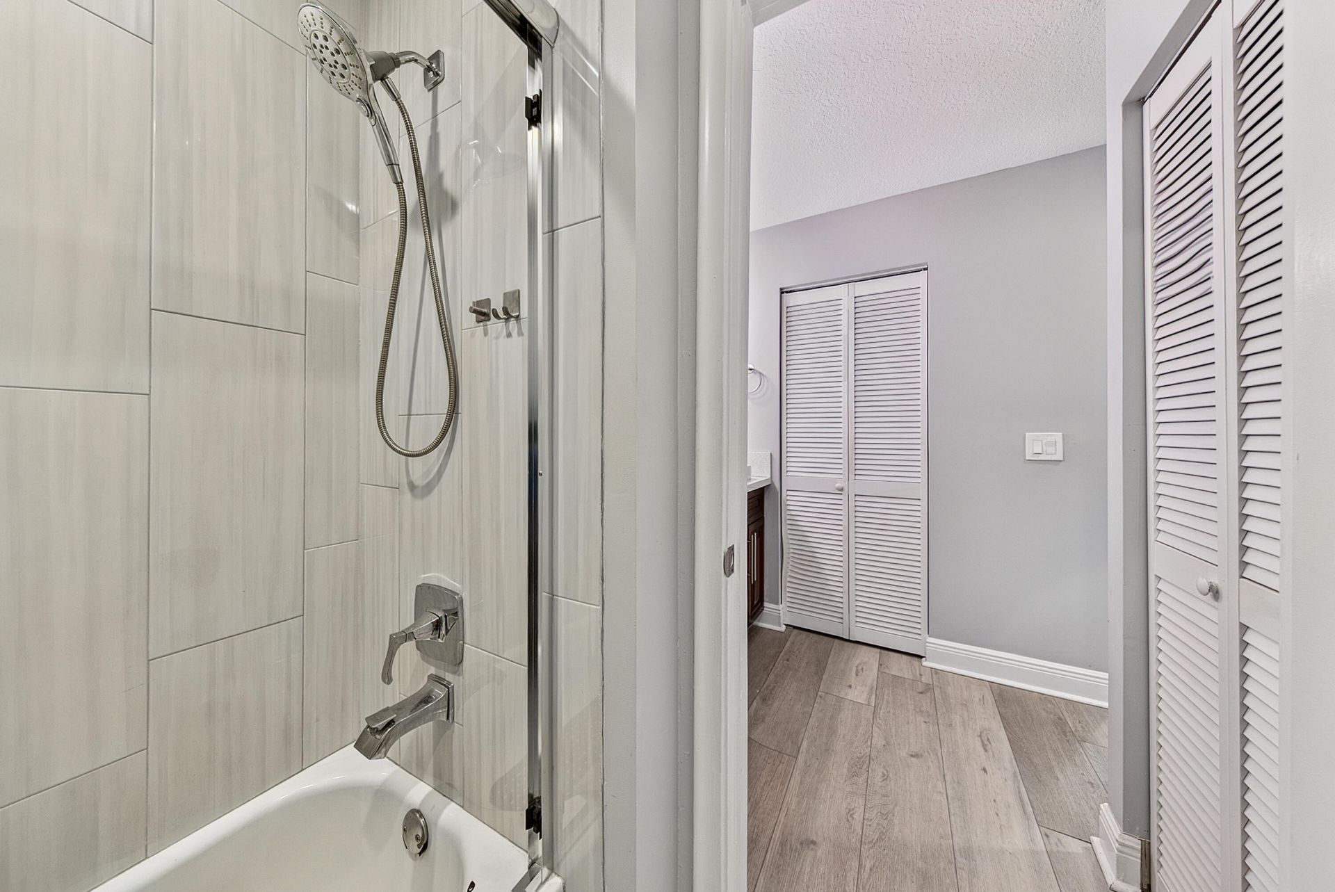 21656 Juego Circle S, Unit 23f, Boca Raton, FL 33433 Photo