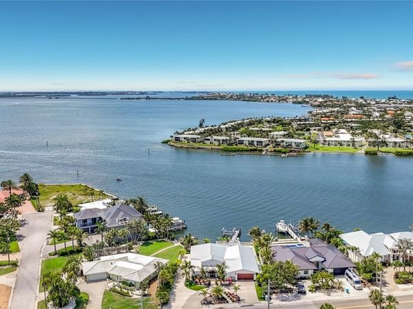 605 KEY ROYALE DRIVE, HOLMES BEACH, FL 34217