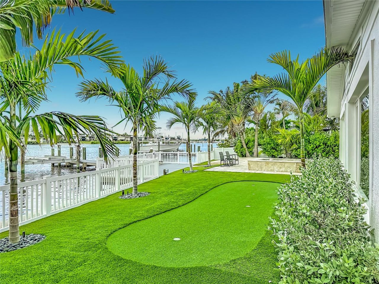 605 Key Royale Drive, Holmes Beach, FL 34217 Photo