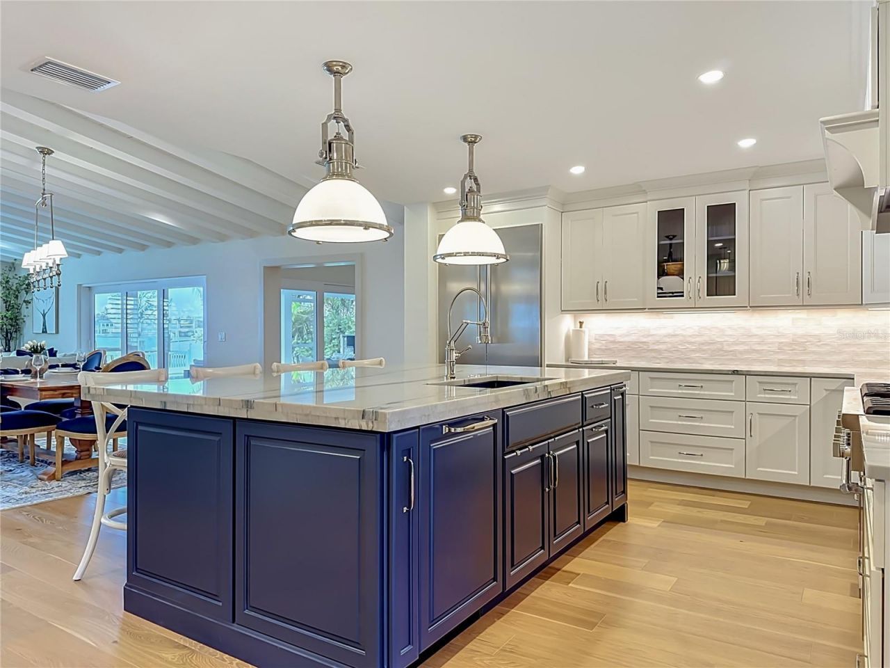 605 Key Royale Drive, Holmes Beach, FL 34217 Photo