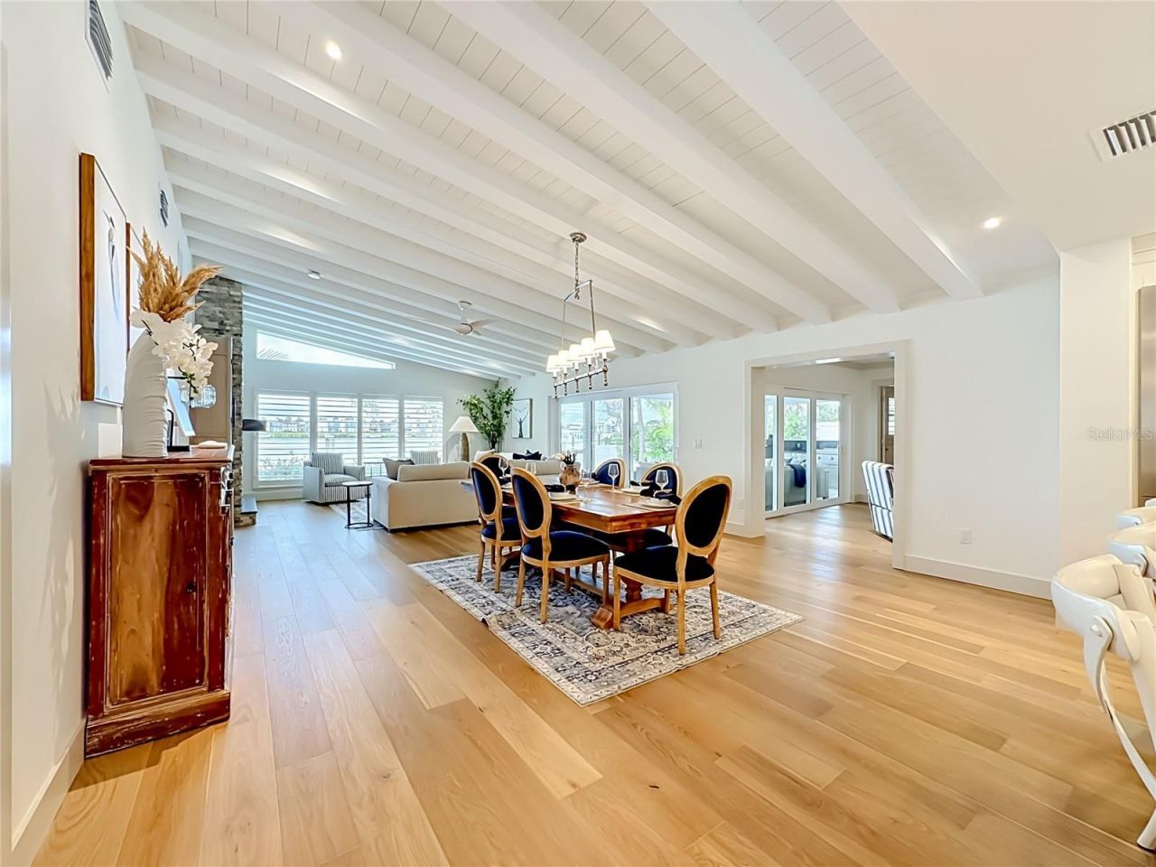 605 Key Royale Drive, Holmes Beach, FL 34217 Photo