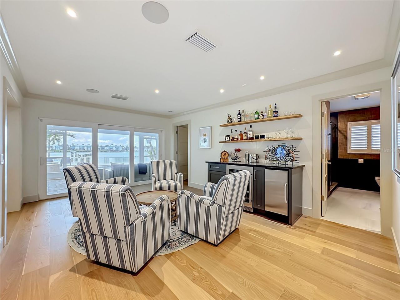 605 Key Royale Drive, Holmes Beach, FL 34217 Photo