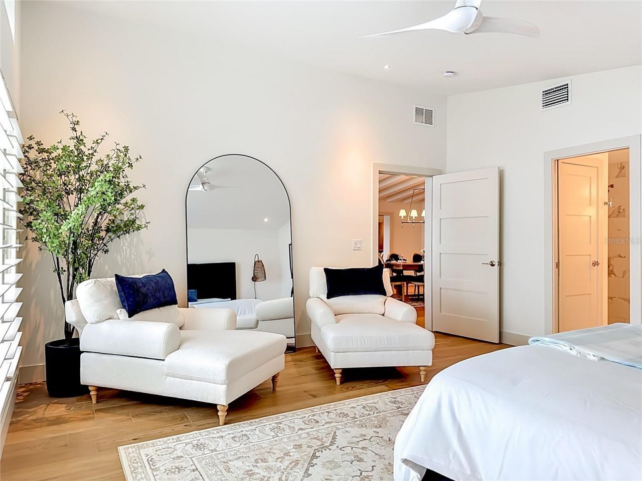 605 Key Royale Drive, Holmes Beach, FL 34217 Photo
