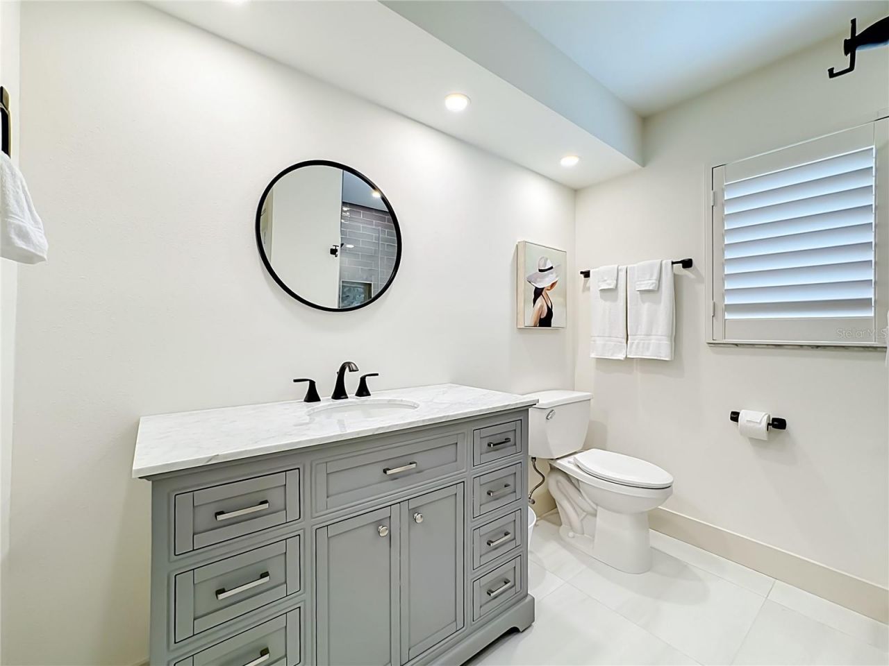 605 Key Royale Drive, Holmes Beach, FL 34217 Photo