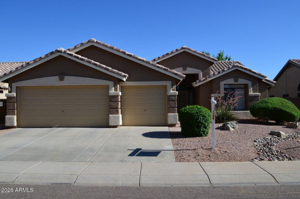 4361 E Meadow Drive, Phoenix, AZ 85032 Main Photo