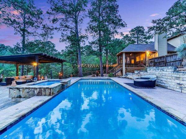 344 Tahitian DR, Bastrop, TX 78602
