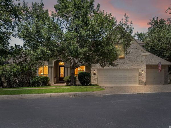 130 Santa Ursula, Helotes, TX 78023