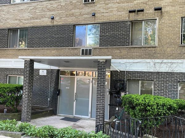 7306 N Winchester Avenue, Unit 505, Chicago, IL 60626