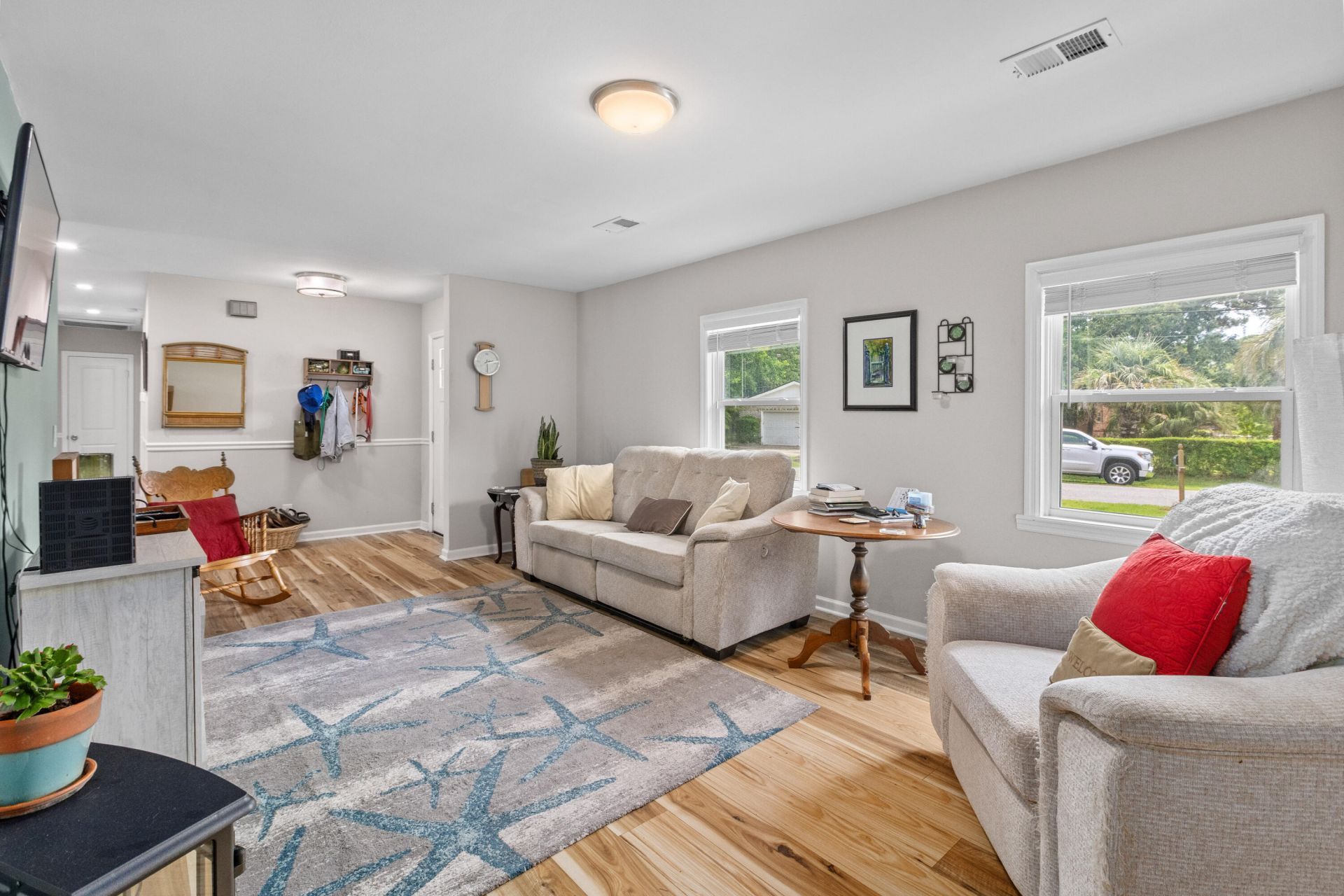 1851 Gippy Lane Photo 20