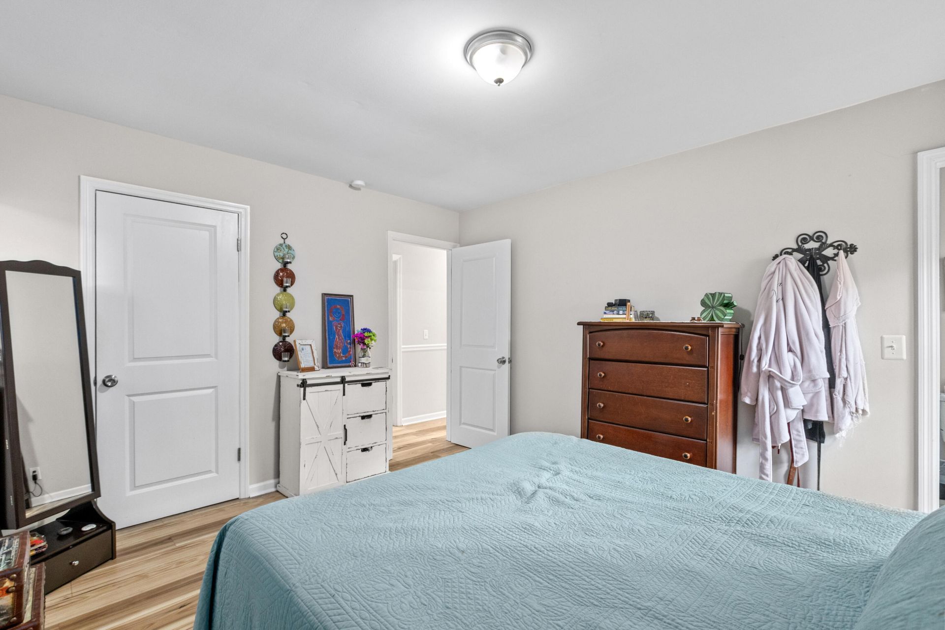 1851 Gippy Lane Photo 27