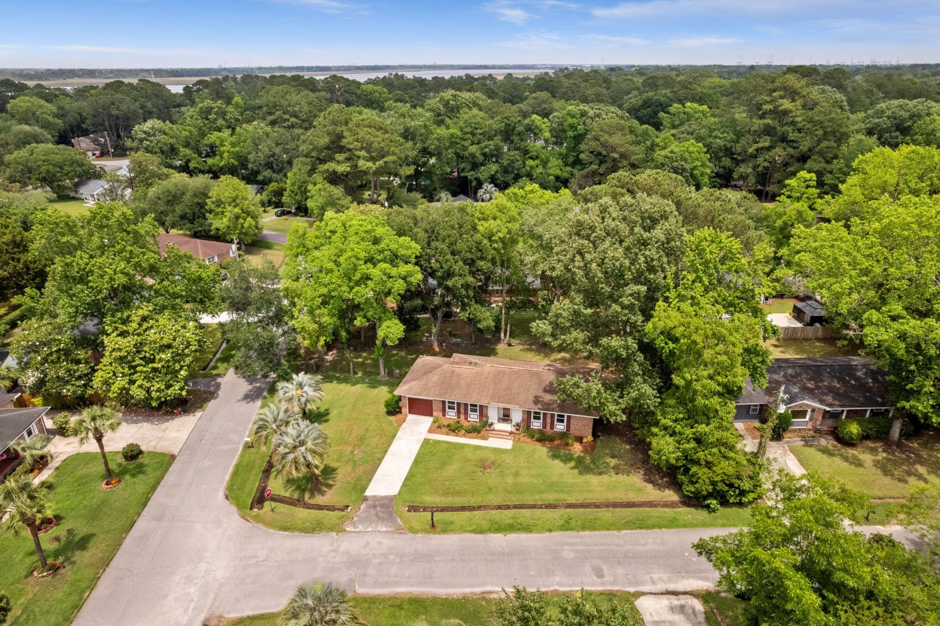 1851 Gippy Lane Photo 6
