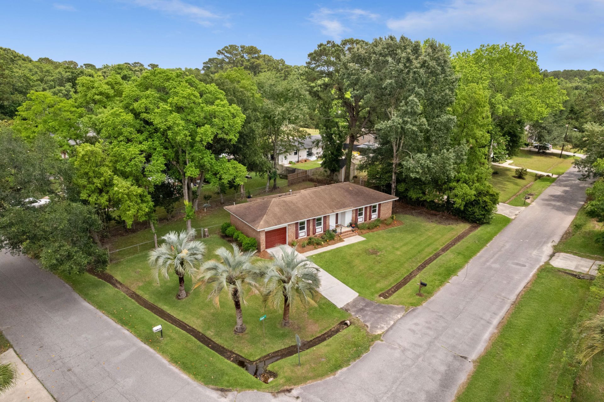 1851 Gippy Lane Photo 7