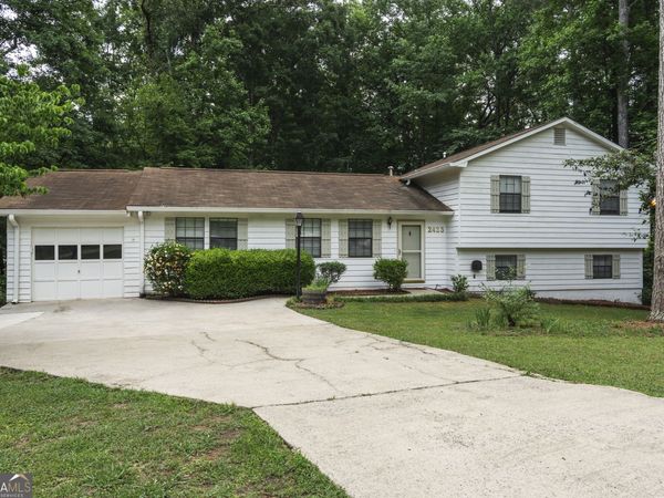 2423 Falcon Court, Lawrenceville, GA 30043