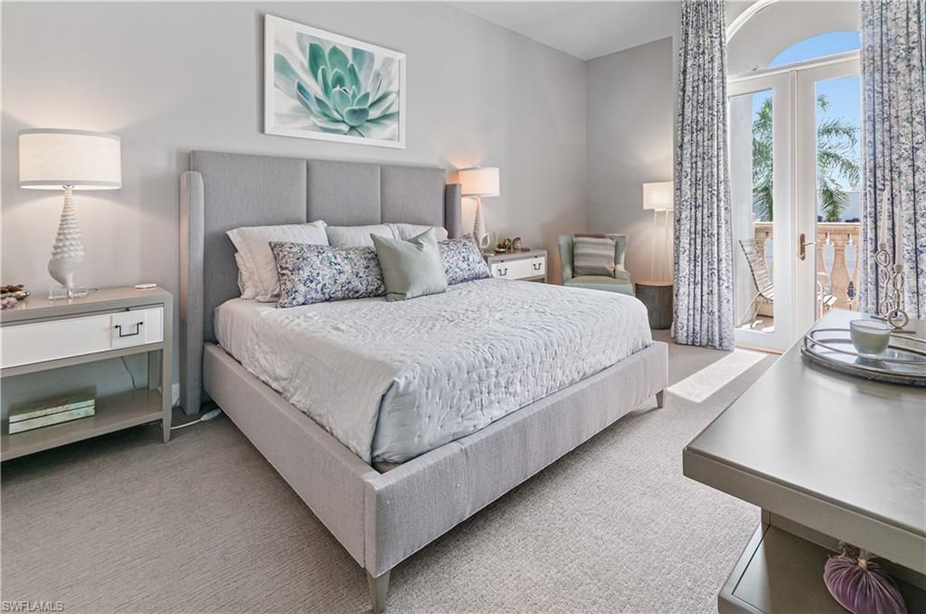 375 5th Ave S, Unit 302, Naples, FL 34102 Photo