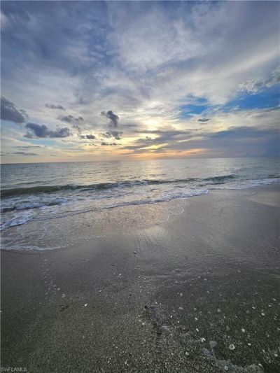 375 5th Ave S, Unit 302, Naples, FL 34102 Photo