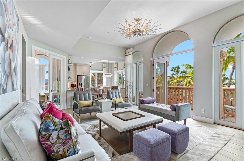 375 5th Ave S, Unit 302, Naples, FL 34102 Photo