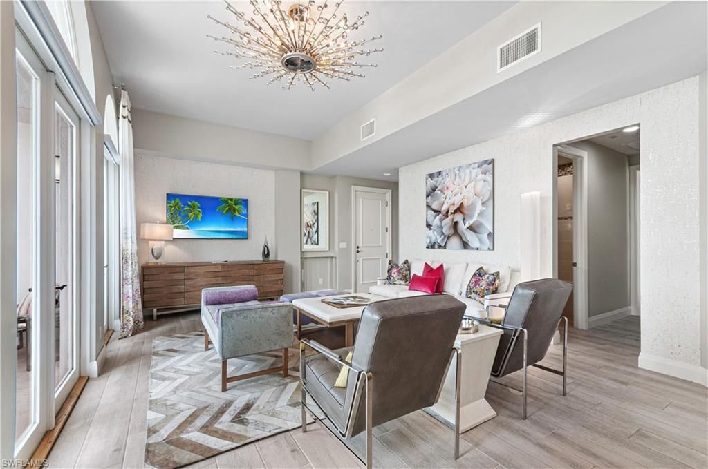 375 5th Ave S, Unit 302, Naples, FL 34102 Photo