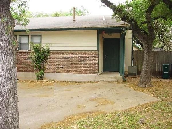 7102 Treasure CV, Unit B, Austin, TX 78745