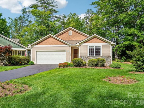 263 Fairway View Drive , Etowah, NC 28729