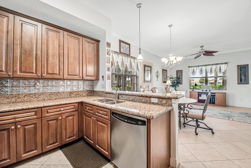 9778 Bowline, Unit 101, West Palm Beach, FL 33411 Photo
