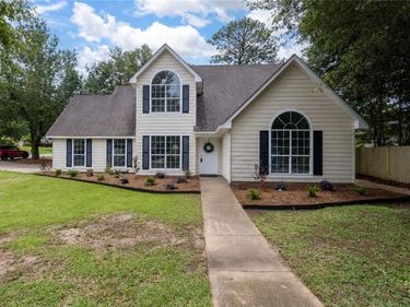 101 Lawson Road, Daphne, AL 36526