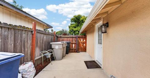 6204 Fennwood Ct, Sacramento, CA 95831 Photo