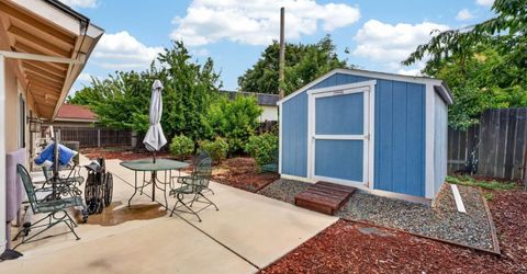 6204 Fennwood Ct, Sacramento, CA 95831 Photo