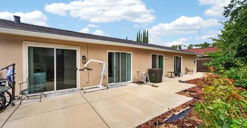6204 Fennwood Ct, Sacramento, CA 95831 Photo