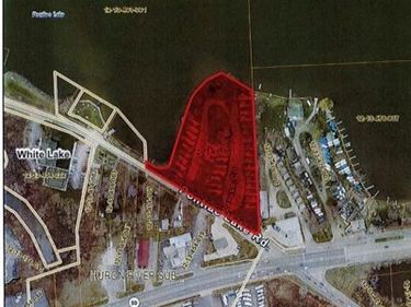 8300 Pontiac Lake Road , White Lake Twp, MI 48386