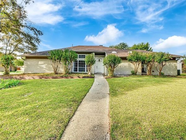 12401 Pleasant Valley Drive, Dallas, TX 75243