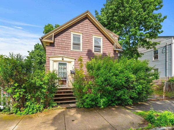 10 Pinkham Street, Lynn, MA 01902