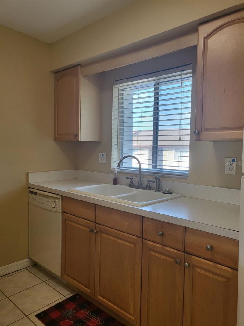 2721 Hidden Lake Boulevard, Unit C, Sarasota, FL 34237 Photo