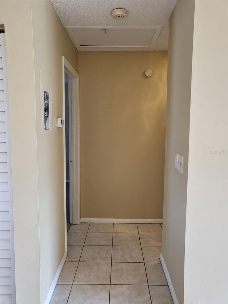 2721 Hidden Lake Boulevard, Unit C, Sarasota, FL 34237 Photo