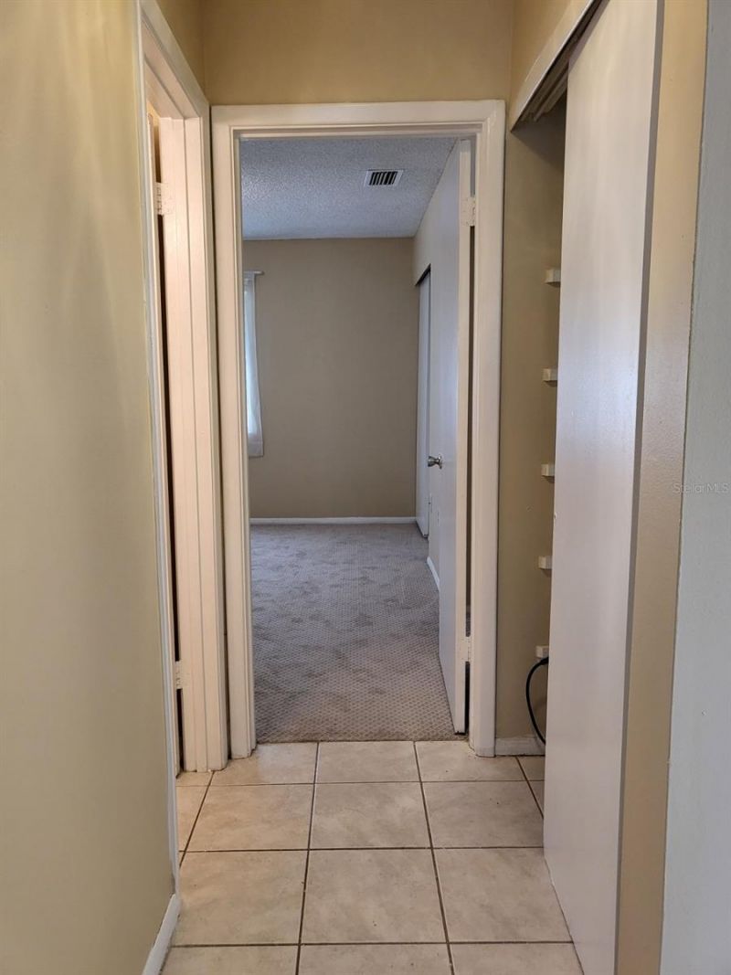 2721 Hidden Lake Boulevard, Unit C, Sarasota, FL 34237 Photo