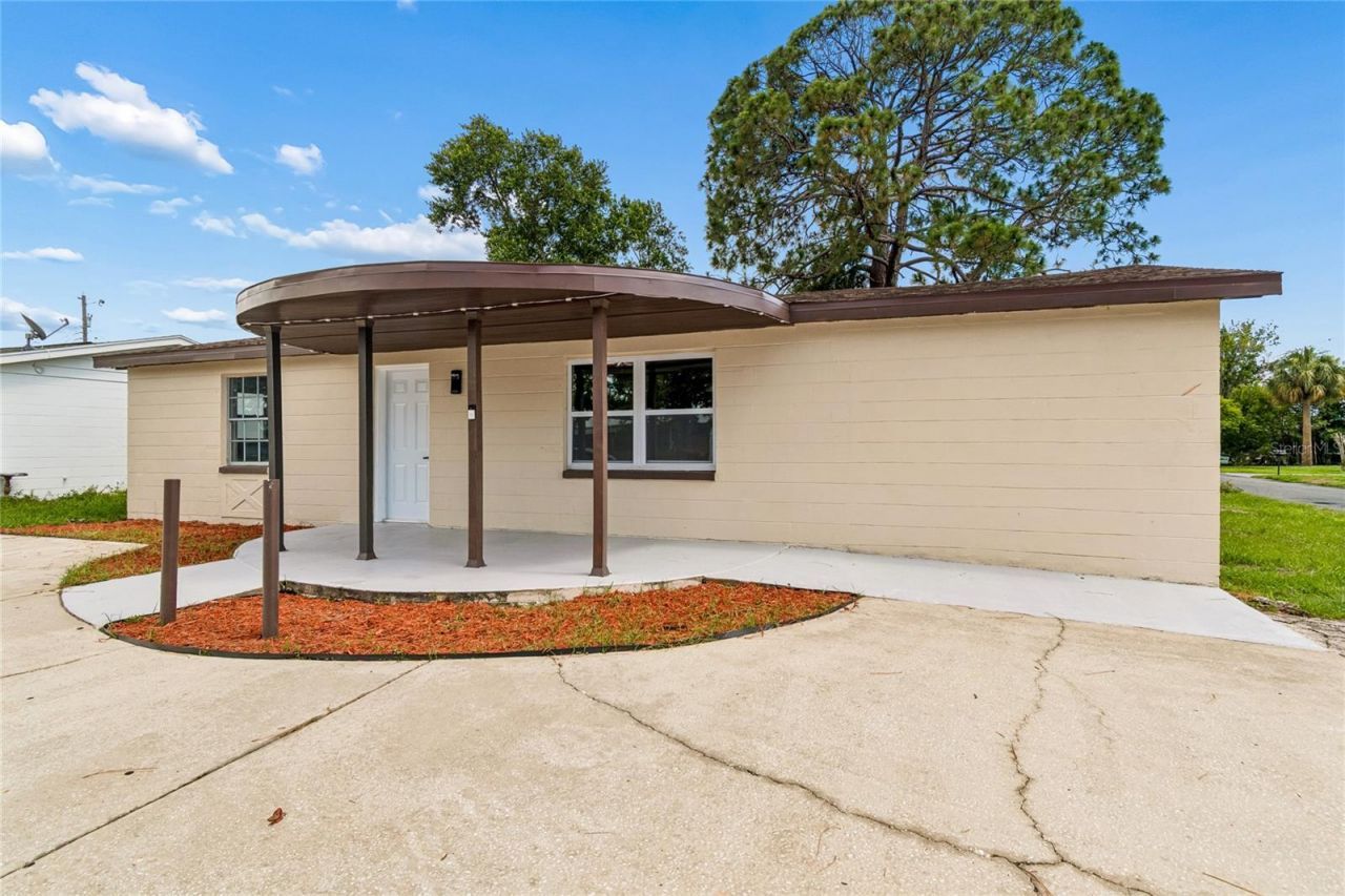 4834 Mile Stretch Drive , Holiday, FL 34690 Photo