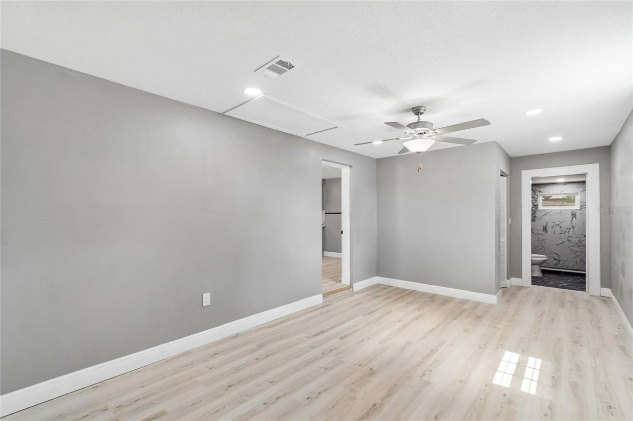 4834 Mile Stretch Drive , Holiday, FL 34690 Photo