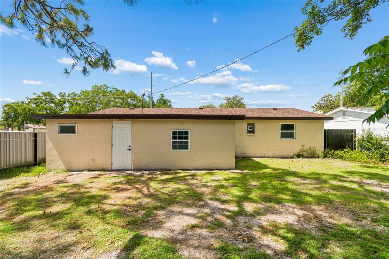 4834 Mile Stretch Drive , Holiday, FL 34690 Photo