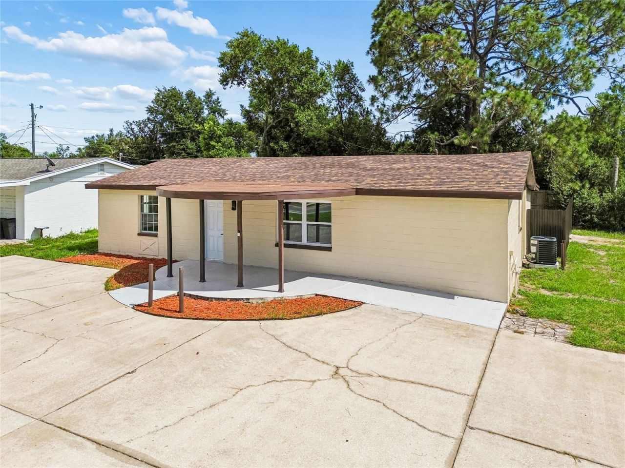 4834 Mile Stretch Drive , Holiday, FL 34690 Photo