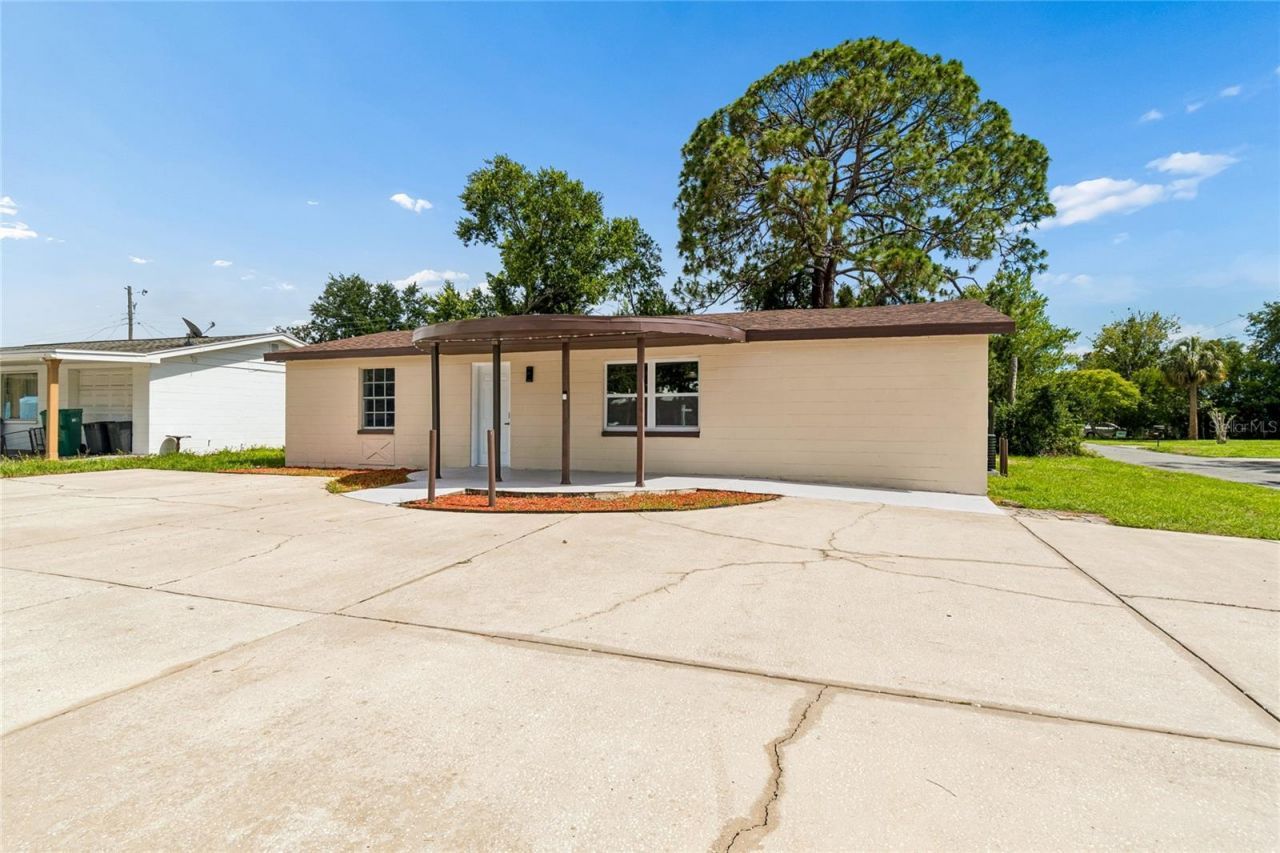 4834 Mile Stretch Drive , Holiday, FL 34690 Photo
