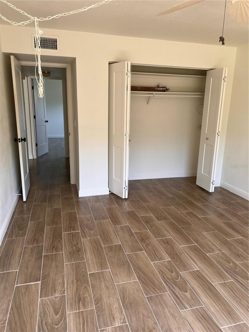 4500 Overlook Drive Ne, Unit 107, Saint Petersburg, FL 33703 Photo