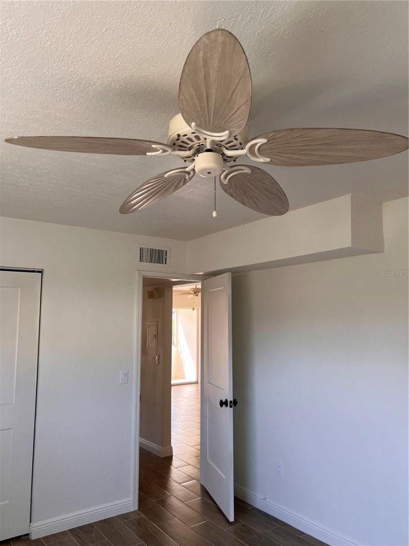 4500 Overlook Drive Ne, Unit 107, Saint Petersburg, FL 33703 Photo