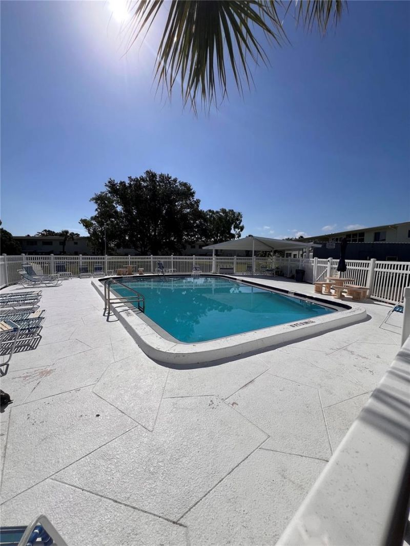 4500 Overlook Drive Ne, Unit 107, Saint Petersburg, FL 33703 Photo