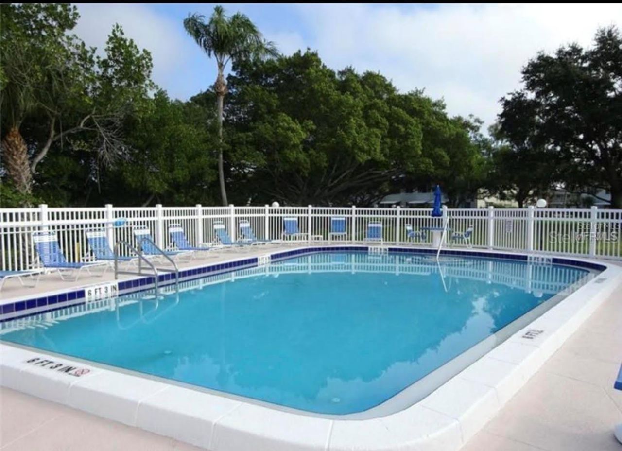 4500 Overlook Drive Ne, Unit 107, Saint Petersburg, FL 33703 Photo