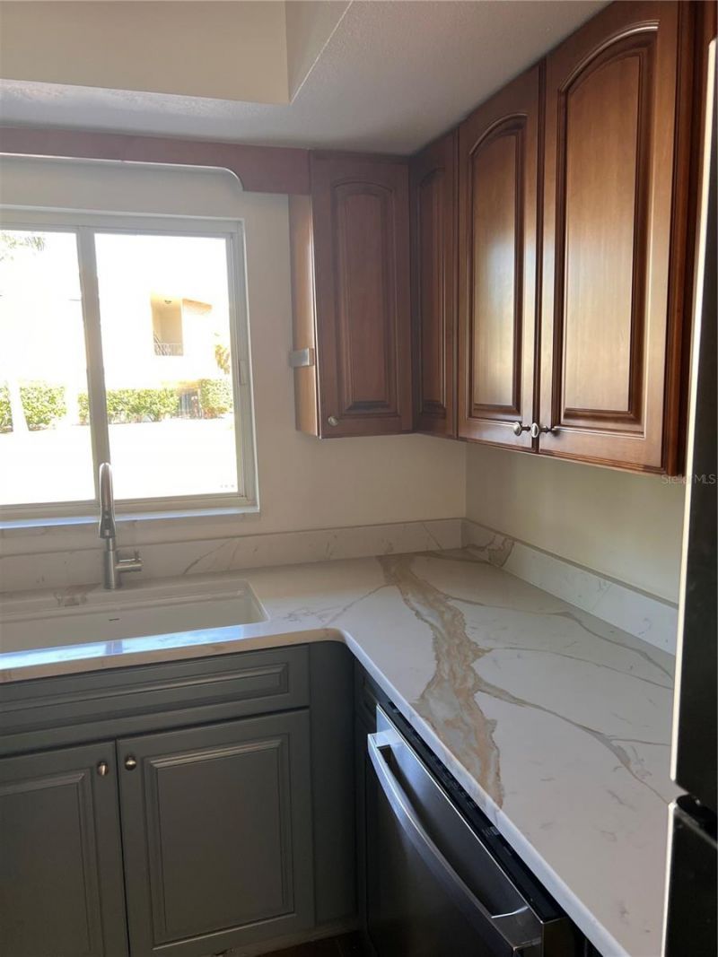 4500 Overlook Drive Ne, Unit 107, Saint Petersburg, FL 33703 Photo