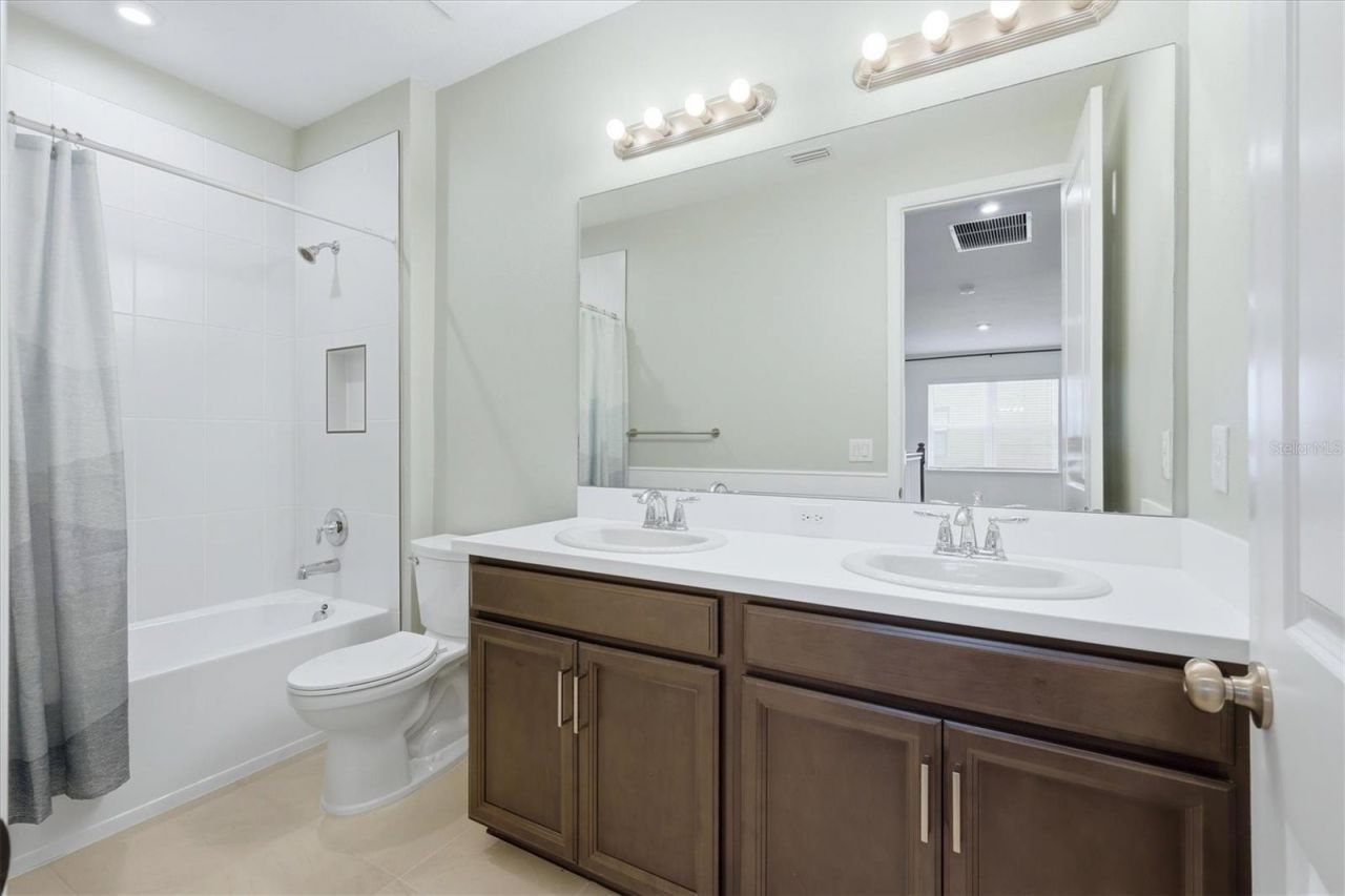 8212 Shooting Star Rd, Sarasota, FL 34241 Photo