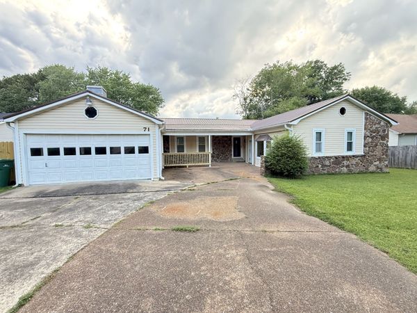 71 N Hampton Ln , Jackson, TN 38305