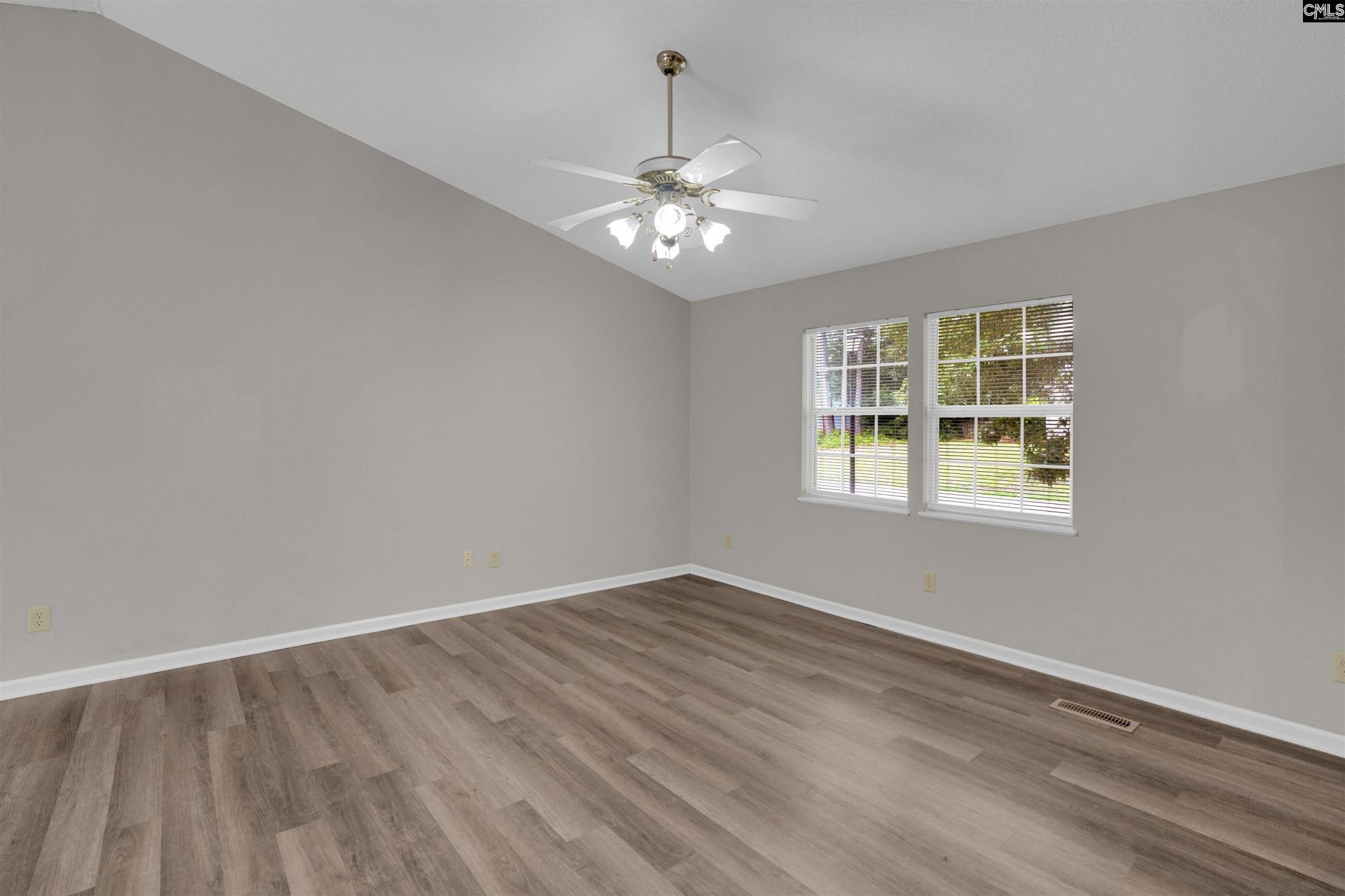 116 Stockland Road Photo 5